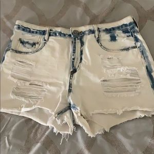 Distressed shorts